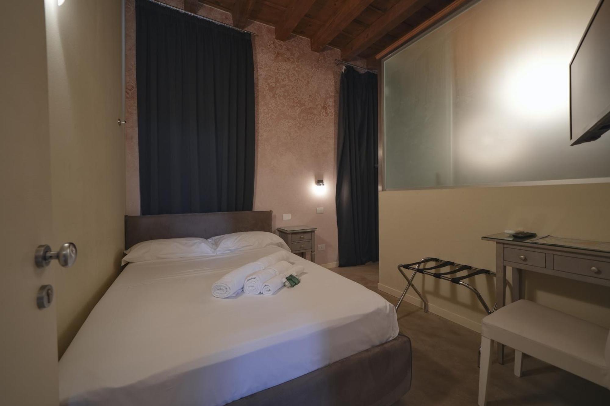 Palazzo Di Giulietta - Juliet'S Palace فيرونا المظهر الخارجي الصورة