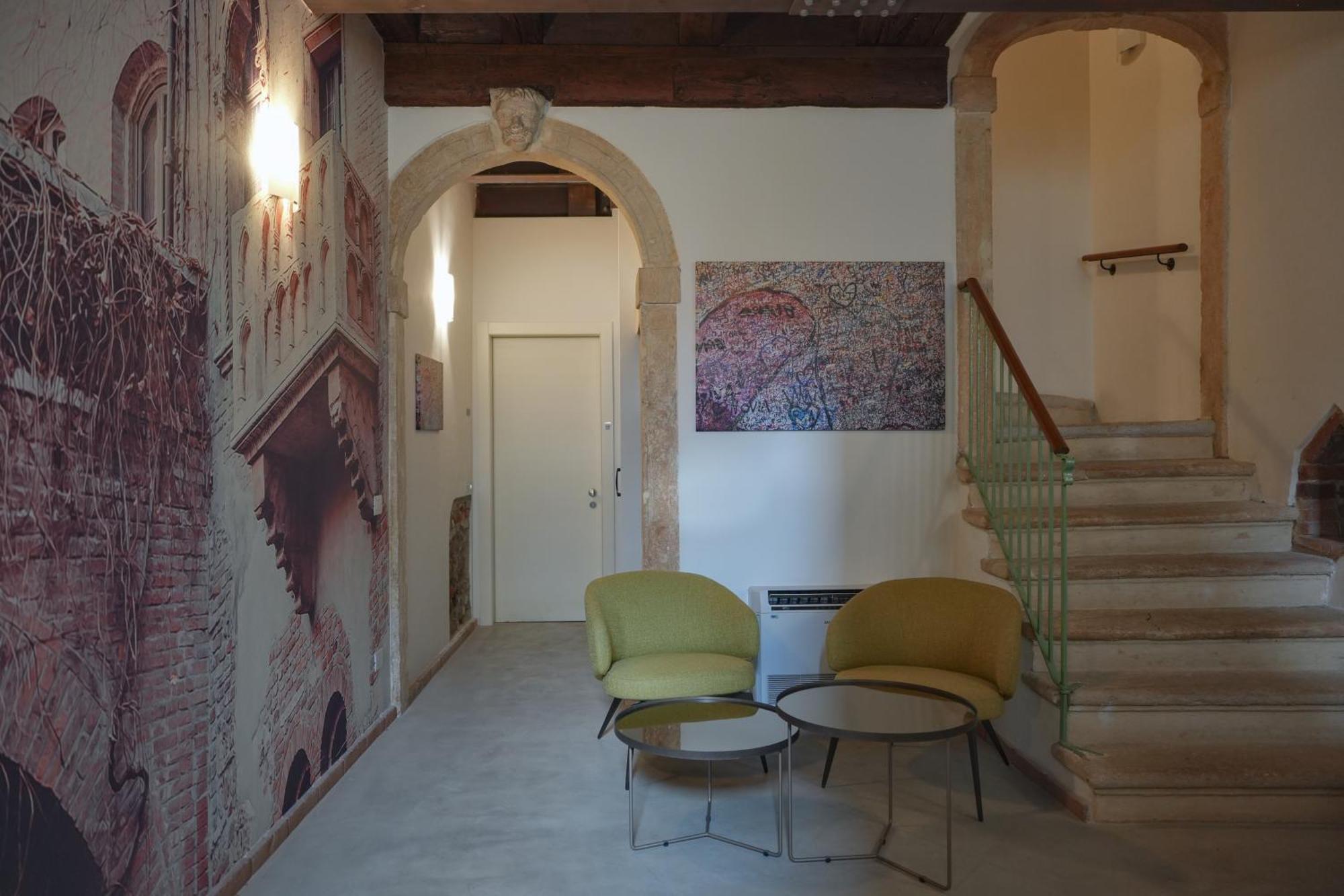 Palazzo Di Giulietta - Juliet'S Palace فيرونا المظهر الخارجي الصورة