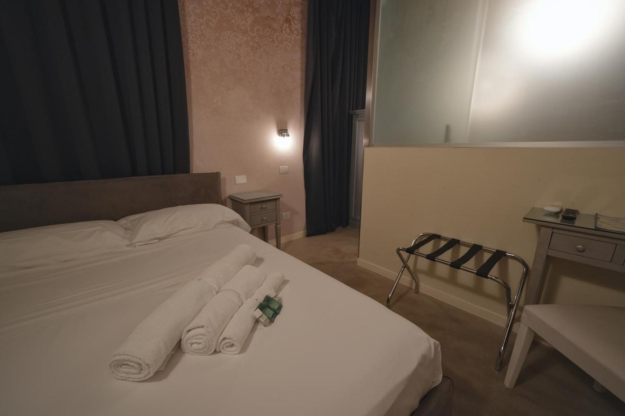 Palazzo Di Giulietta - Juliet'S Palace فيرونا المظهر الخارجي الصورة